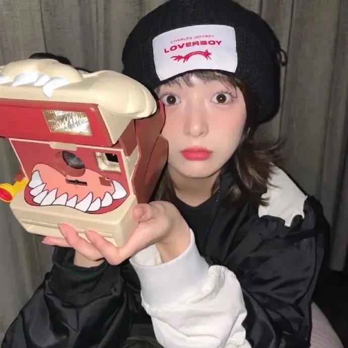 小镇里的国界线
